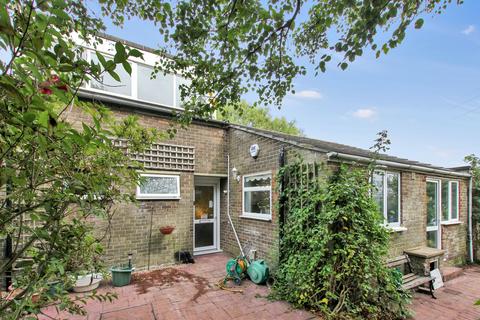 Sycamore Close, Romney Marsh TN29 4 bed semi