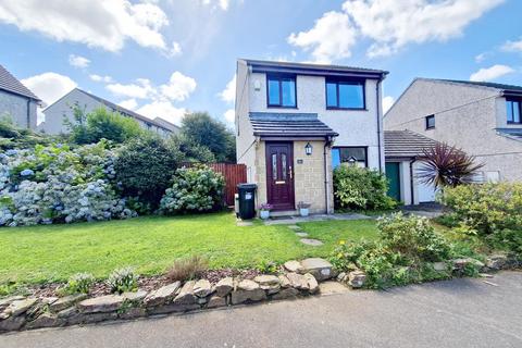 3 bedroom link detached house for sale