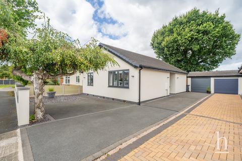 3 bedroom detached bungalow for sale