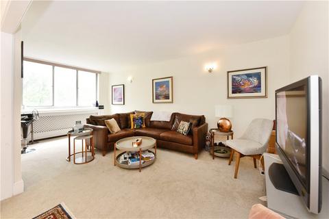 Quadrangle Tower, Cambridge Square 1 bed apartment for sale