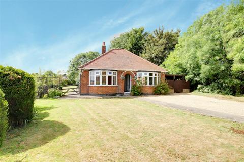 Mablethorpe Road, Theddlethorpe LN12 3 bed detached bungalow for sale