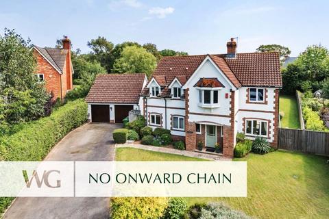 5 bedroom detached house for sale