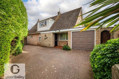 Sydenham Close, Norwich NR13 5 bed detached house for sale