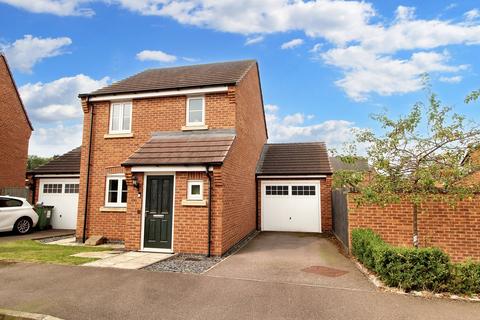 Clemerson Close, Leicester LE8 3 bed detached house for sale