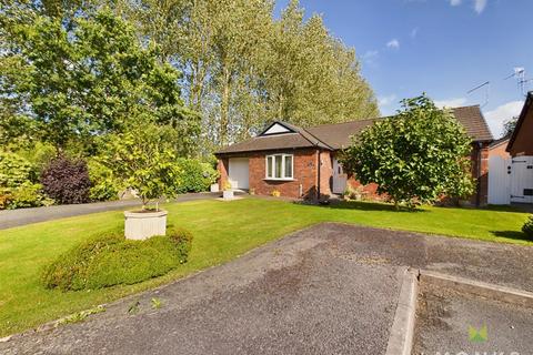 Maes Y Llan, Llansantffraid 3 bed detached bungalow for sale