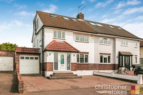 5 bedroom semi-detached house for sale