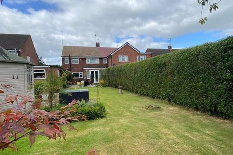 Stanley Crescent, Uttoxeter 3 bed semi