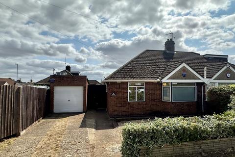 2 bedroom semi-detached bungalow for sale