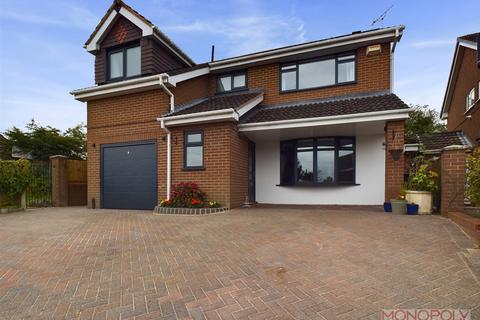 4 bedroom detached house for sale