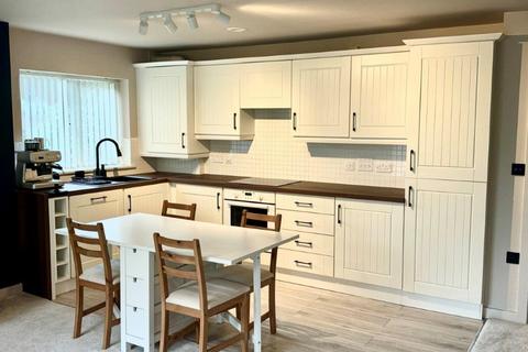 Ashton Old Road Apartment 9, Openshaw 2 bed apartment for sale