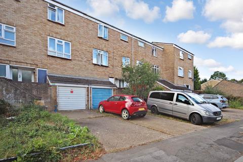 Rosebery Way, Tring 6 bed townhouse for sale