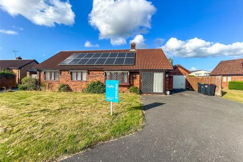 Sorrell Way, Christchurch, Dorset, BH23 3 bed bungalow for sale