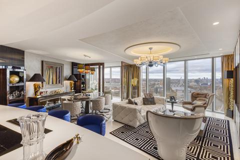 St George's Wharf, South West London SW8 3 bed flat for sale