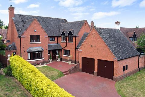 The Close, Enville 4 bed detached house for sale