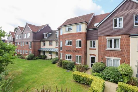 Branksomewood Road, Fleet GU51 2 bed apartment for sale