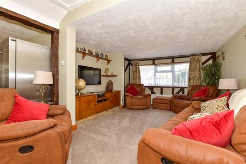 2 bedroom semi-detached bungalow for sale