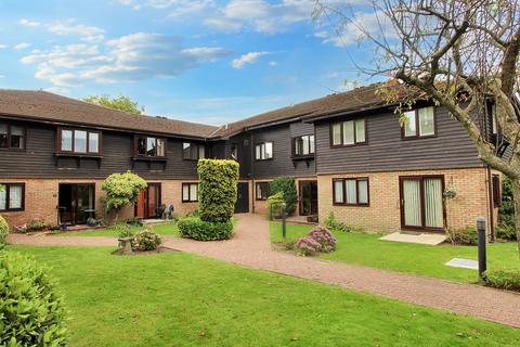 Montargis Way, East Sussex TN6 1 bed apartment for sale