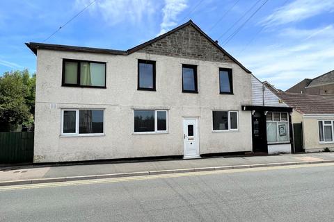 Commercial Street, Cinderford GL14 2 bed flat for sale