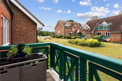 Andrews Reach, Bourne End... 2 bed apartment for sale