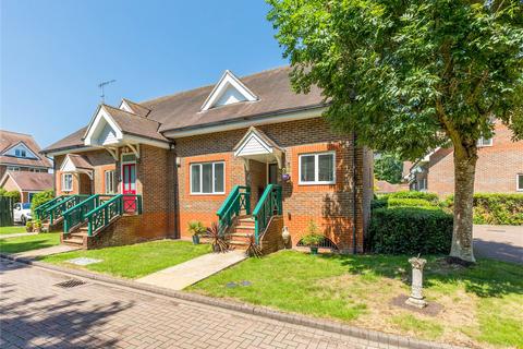 Andrews Reach, Bourne End... 2 bed apartment for sale