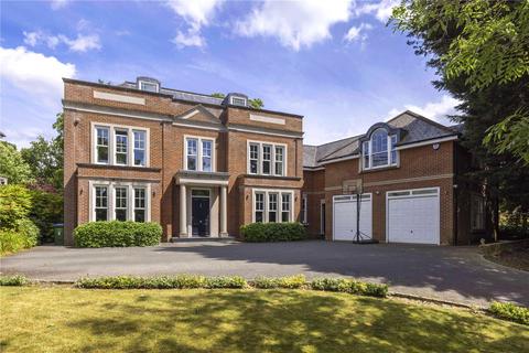 Eaton Park, Cobham, Surrey, KT11 5 bed detached house for sale