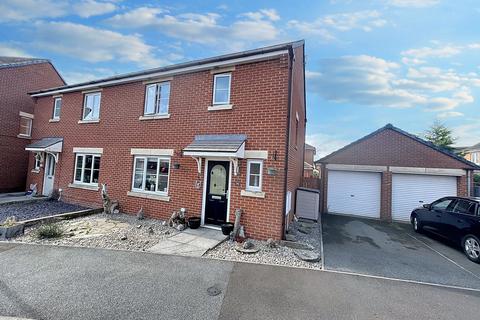 Roxburgh Close, Seaton Delaval... 3 bed semi