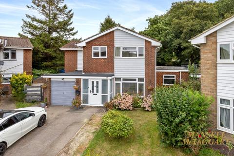 The Spinney, Hassocks, BN6 4 bed detached house for sale