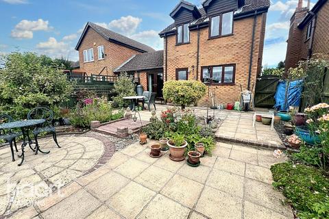 Lutton PE12 2 bed link detached house for sale