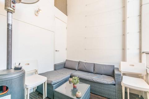 Dean Street, Soho, London, W1D 3 bed flat for sale