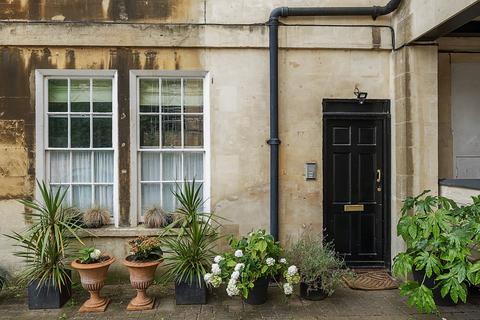 Bathwick Street, Somerset BA2 2 bed apartment for sale
