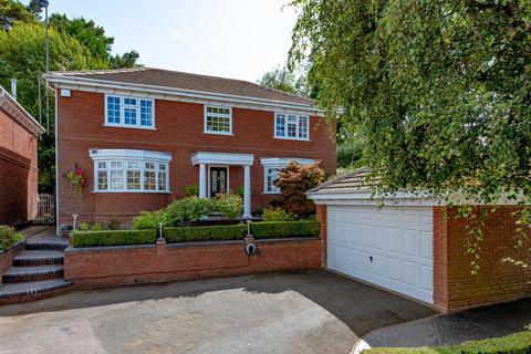 3 High Meadows, Wombourne, Wolverhampton 4 bed detached house for sale