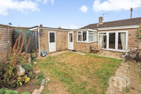 2 bedroom semi-detached bungalow for sale