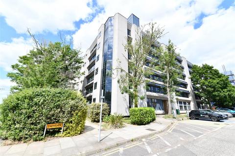 Skyline House, Swingate, Stevenage 1 bed flat for sale