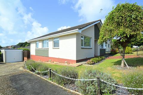 NEWLY RENOVATED * BRADING 3 bed detached bungalow for sale