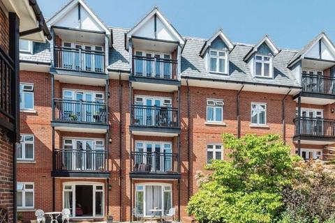 LEATHERHEAD 1 bed flat for sale