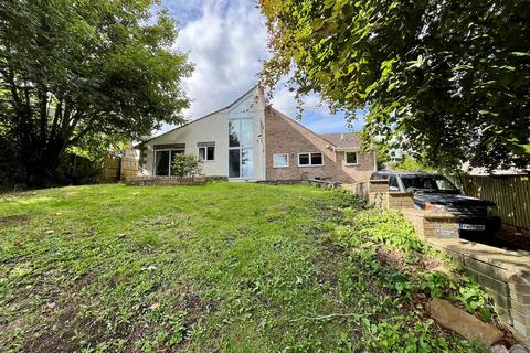 Boxbush Road, Coleford 4 bed detached bungalow for sale