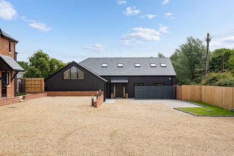 Bumpstead Road, Hempstead 4 bed detached house for sale