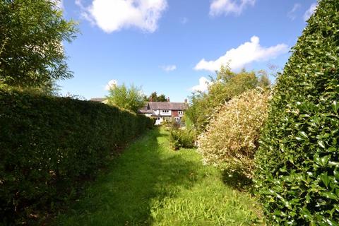 Station Road, Leyland PR26 2 bed terraced house for sale