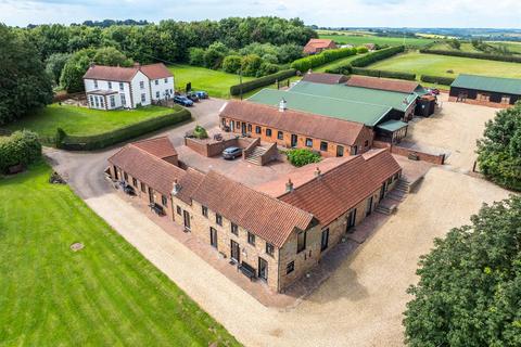 Hemingby Road, Horncastle LN9 4 bed farm house for sale