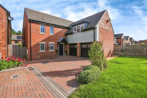 Shepherds Cote Drive, Morpeth NE61 4 bed detached house for sale