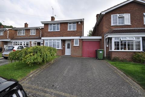 3 bedroom link detached house for sale