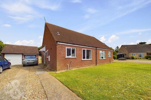 2 bedroom semi-detached bungalow for sale