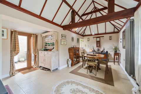 TETBURY LANE, Crudwell, MALMESBURY... 3 bed semi