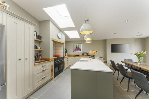 Camp Road, Bristol BS35 6 bed detached house for sale