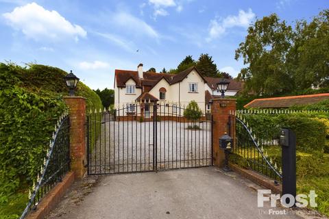 Coppermill Road, Wraysbury... 4 bed detached house for sale