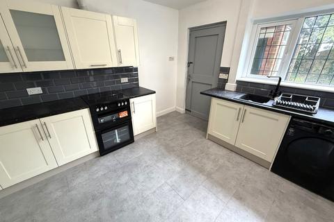 Clifton Place, Freckleton, PR4 4 bed terraced house for sale