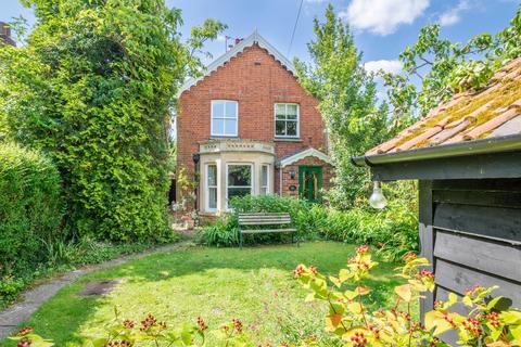 High Street, Newmarket CB8 4 bed detached house for sale