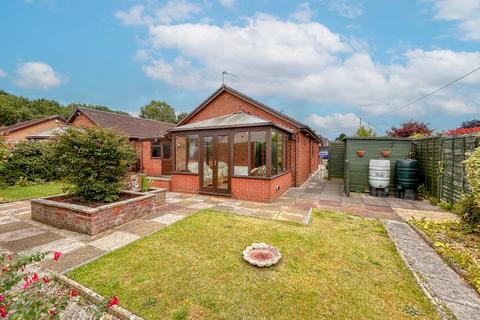 Wood Close, Telford, TF2 7LU 2 bed detached bungalow for sale