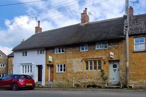 40 Lower Street, Merriott 2 bed cottage for sale