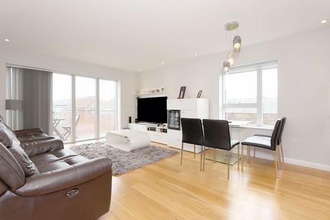 Nova House, Gants Hill IG2 3 bed apartment for sale